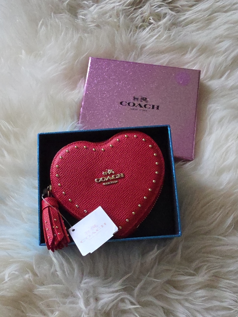 Gorgeous NWT IOB Coach True Red Studded Leather Heart Coin Purse ♥️💛🎁😍